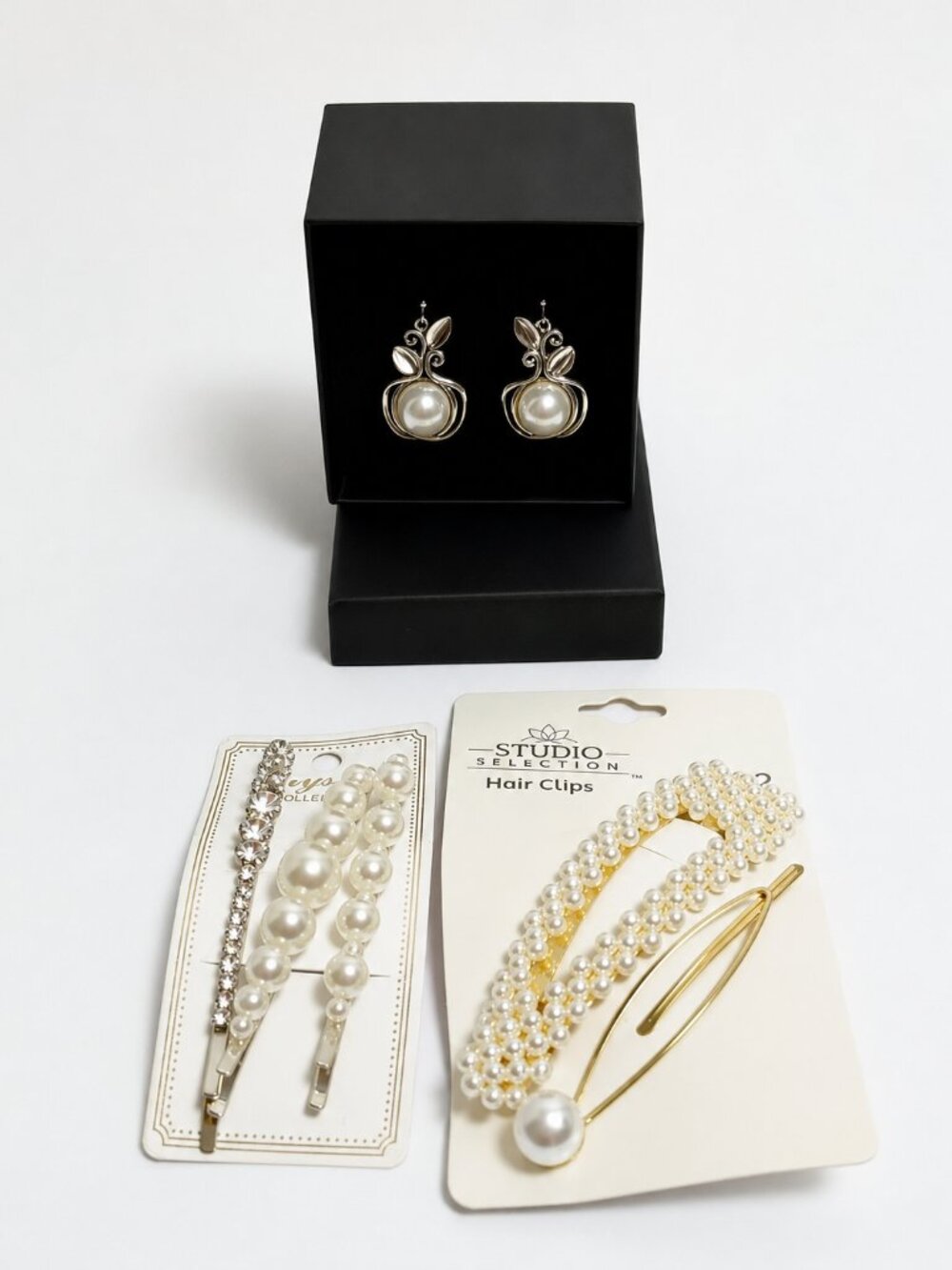 Faux Pearl Accessory Set - Hair Clip Barrette and Earrings - New on Cards